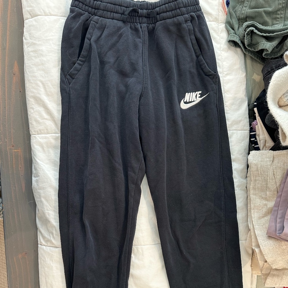 Kids nike sweatpants